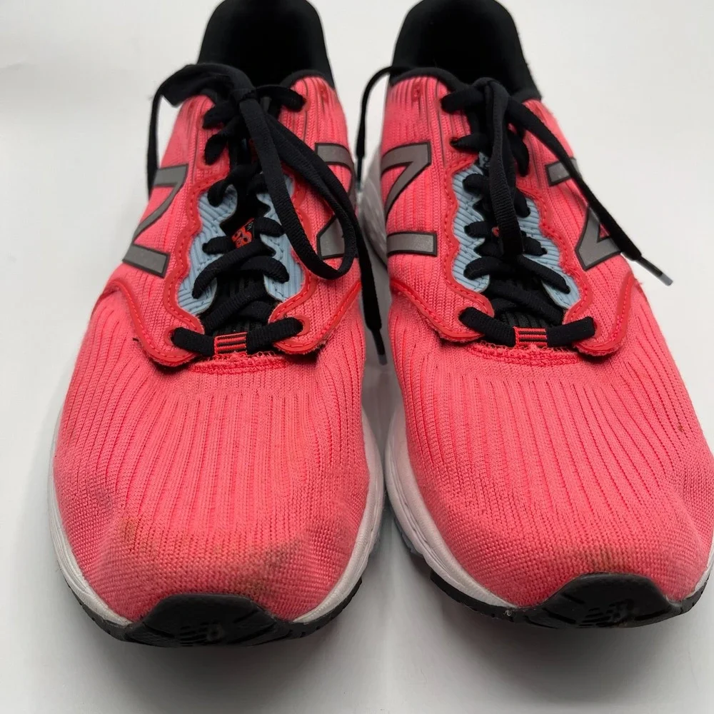 New Balance 890 v6 Pink Black Silver Women‎ Sz 11 Running Shoes Sneakers W890CB6